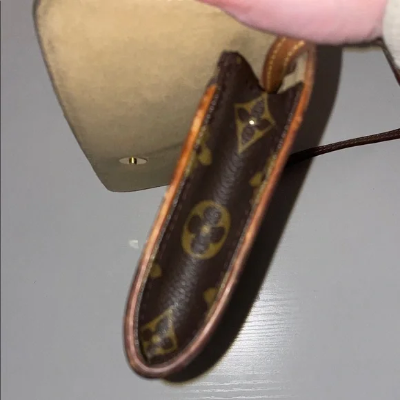 LOUIS VUITTON Black and Gold Monogram Crossbody Bag - Picture 10 of 11